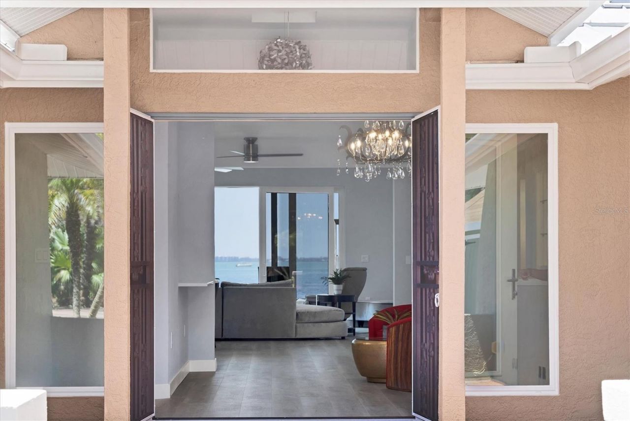 3931 Bay Shore Road, Sarasota, FL 34234 Photo