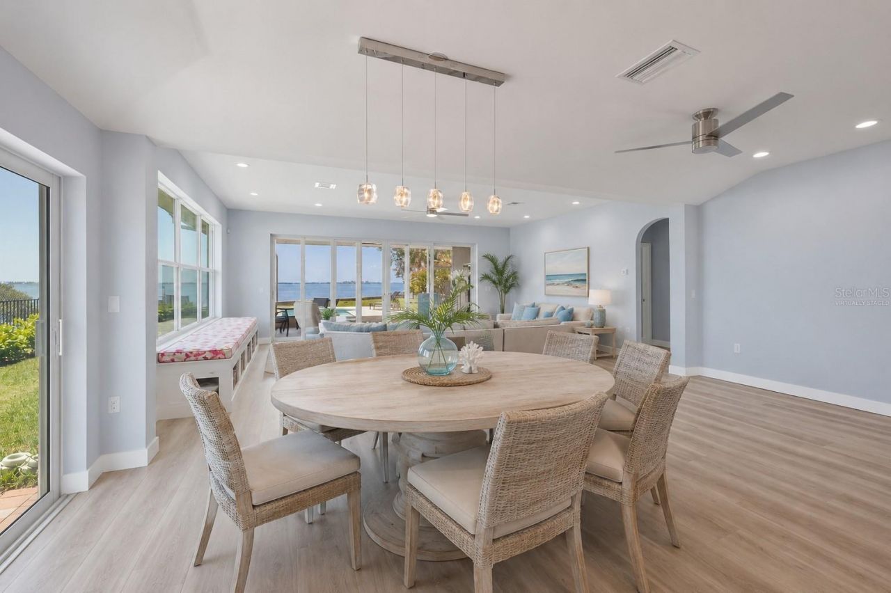 3931 Bay Shore Road, Sarasota, FL 34234 Photo