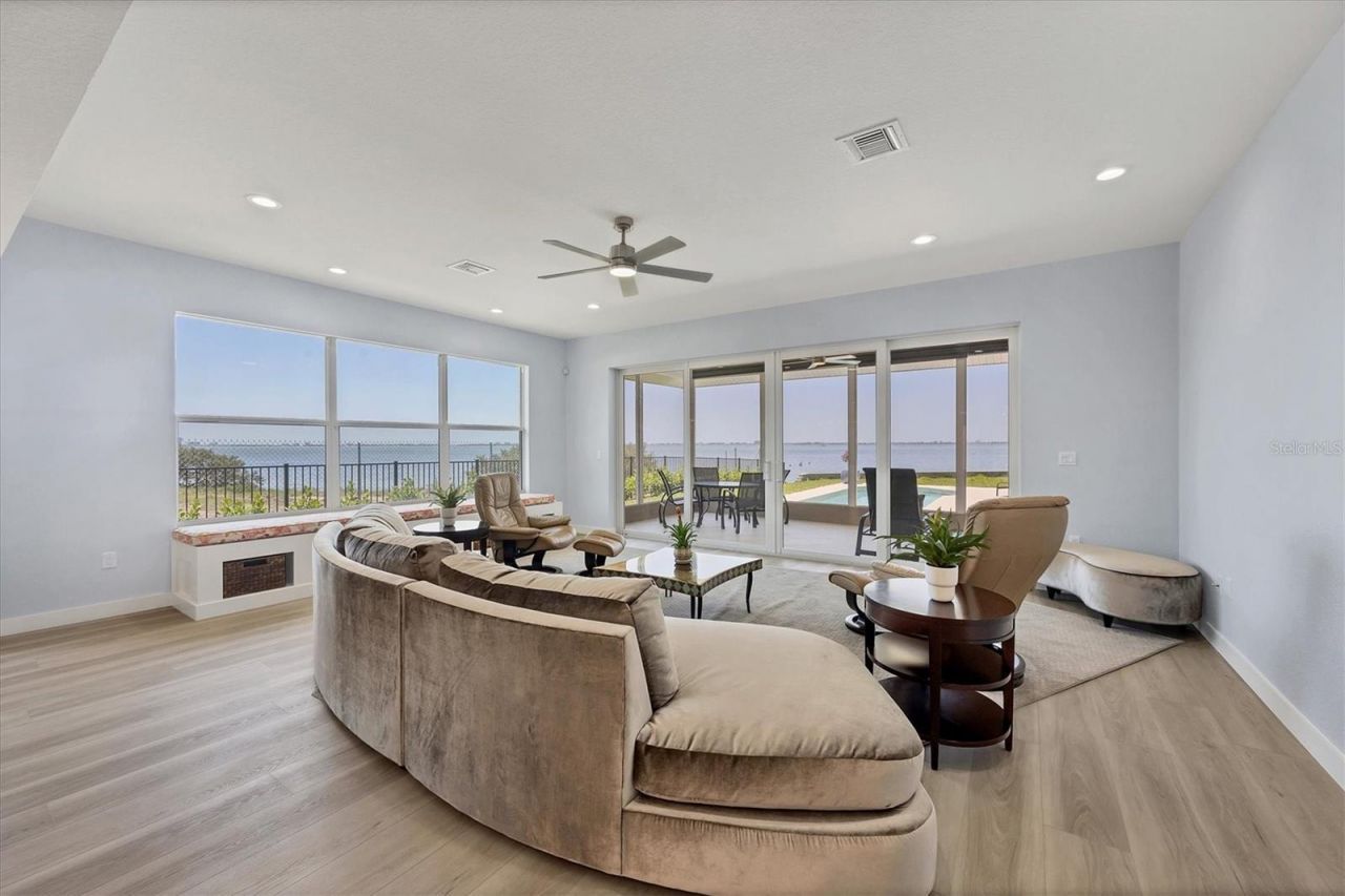 3931 Bay Shore Road, Sarasota, FL 34234 Photo