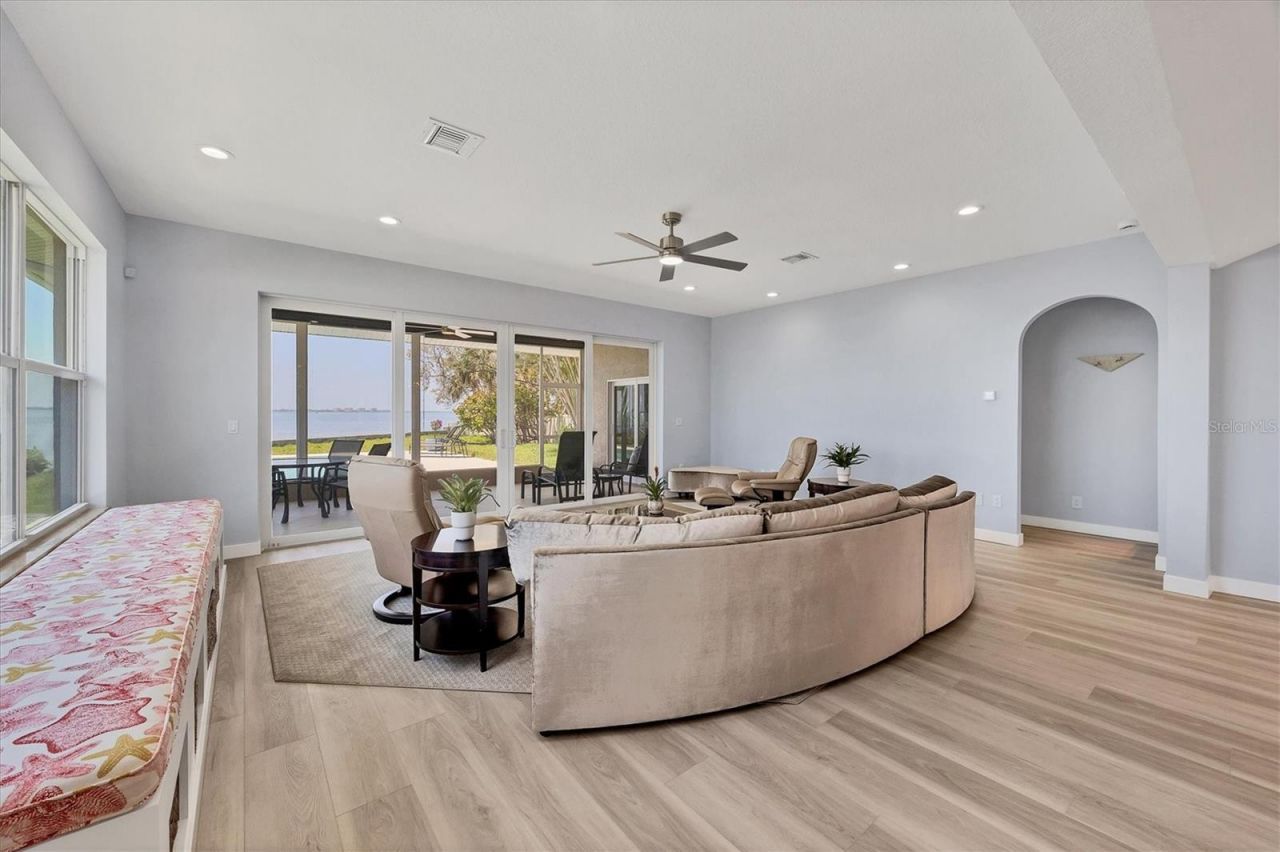 3931 Bay Shore Road, Sarasota, FL 34234 Photo