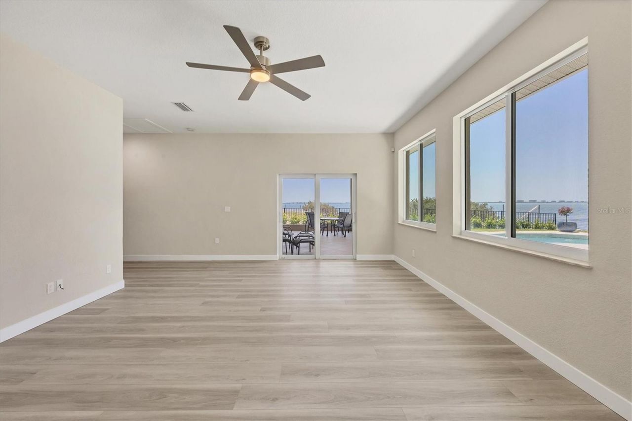 3931 Bay Shore Road, Sarasota, FL 34234 Photo