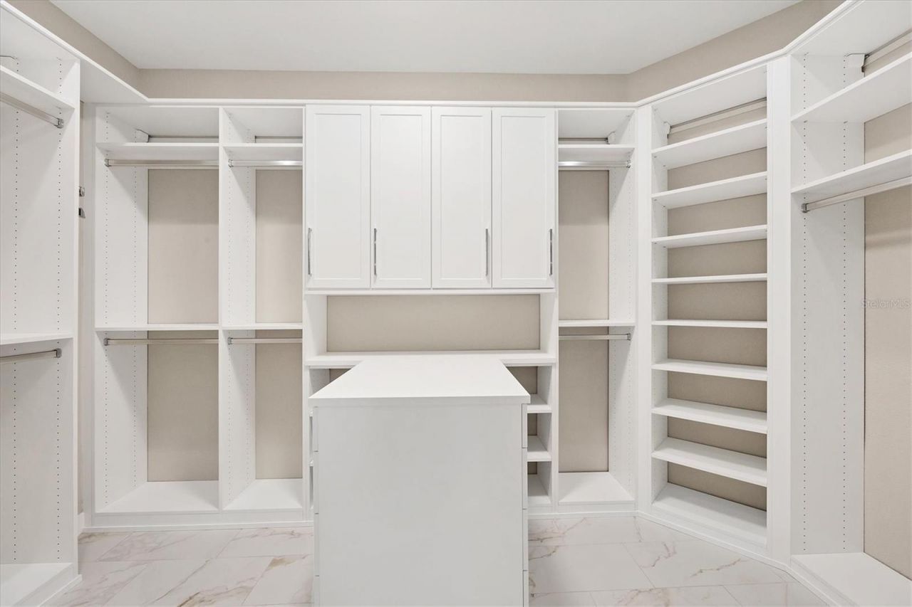 3931 Bay Shore Road, Sarasota, FL 34234 Photo