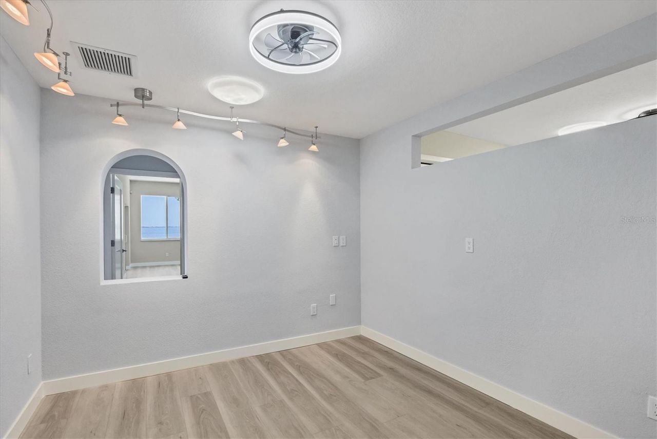 3931 Bay Shore Road, Sarasota, FL 34234 Photo