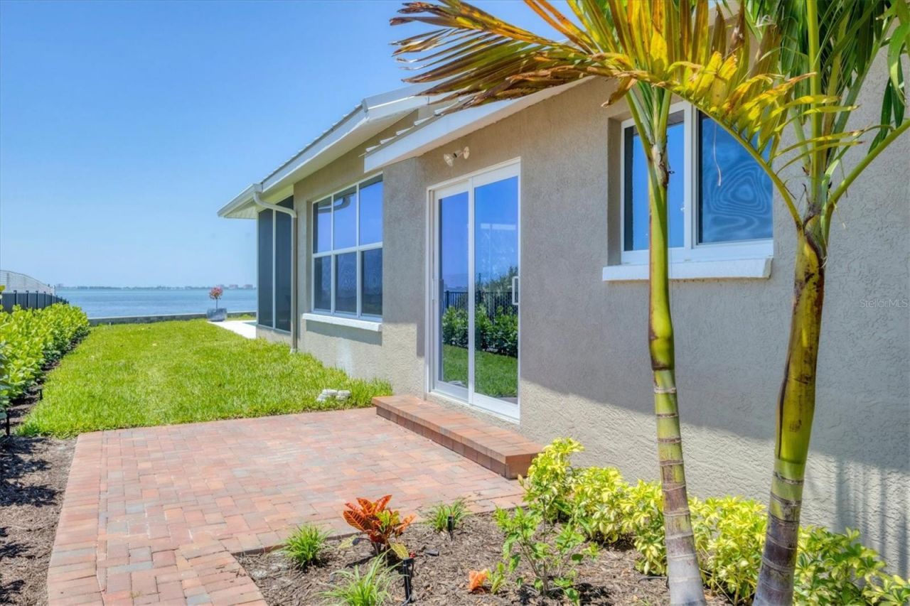3931 Bay Shore Road, Sarasota, FL 34234 Photo