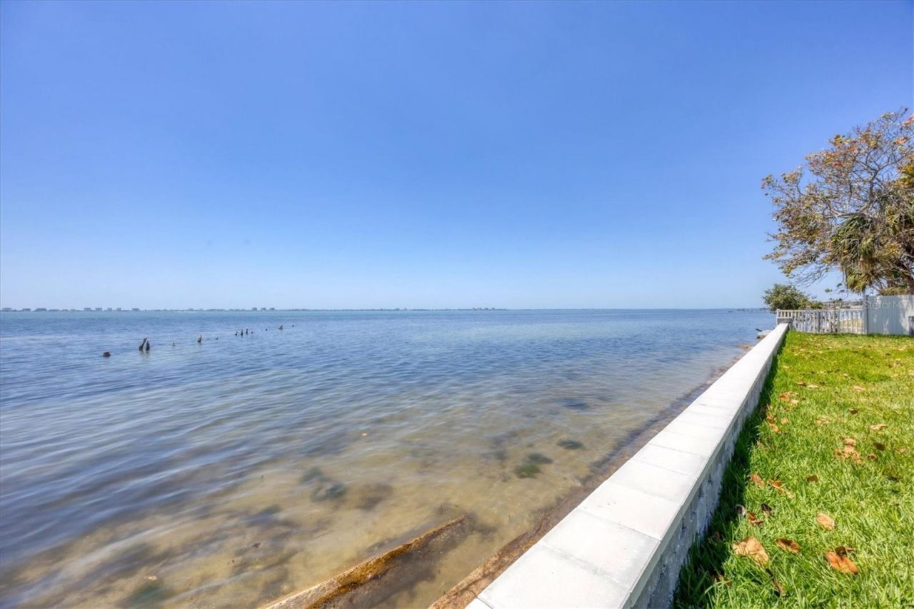 3931 Bay Shore Road, Sarasota, FL 34234 Photo