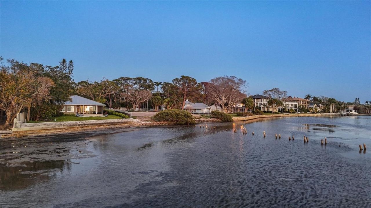 3931 Bay Shore Road, Sarasota, FL 34234 Photo