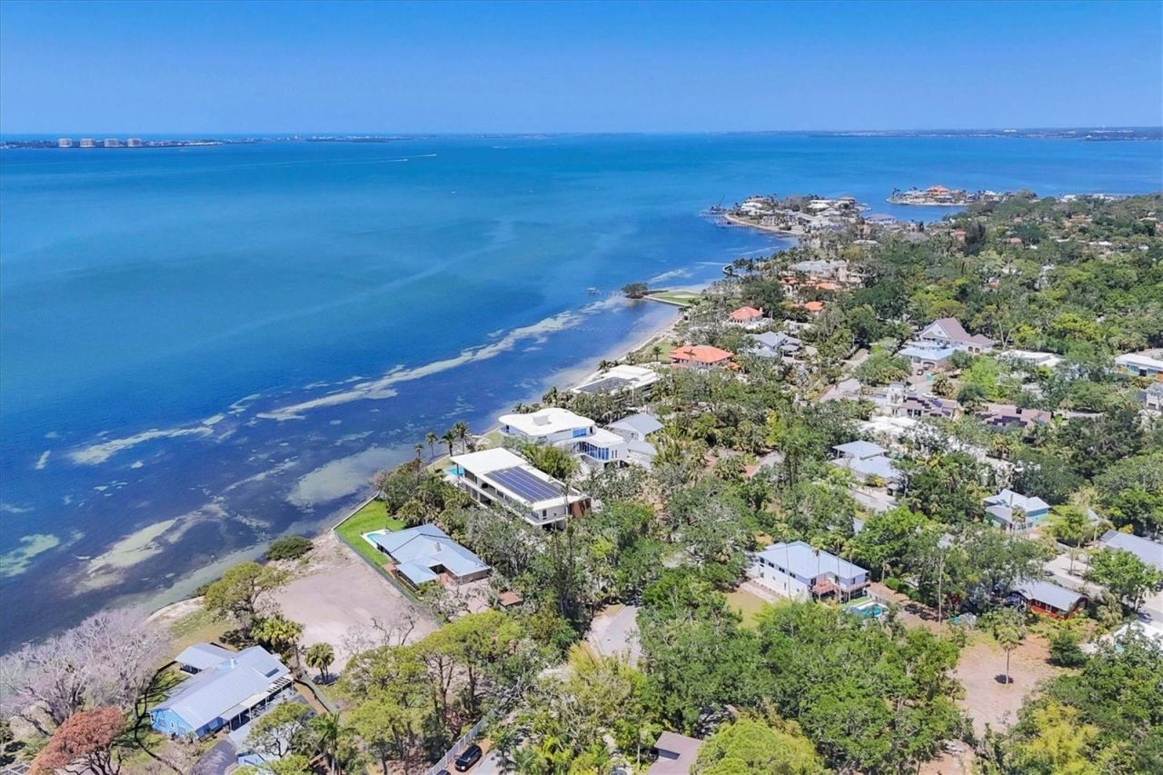 3931 Bay Shore Road, Sarasota, FL 34234 Photo