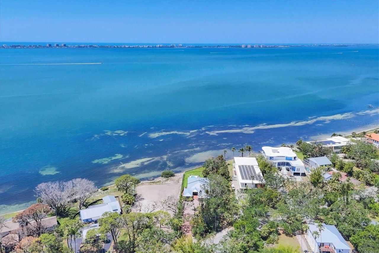 3931 Bay Shore Road, Sarasota, FL 34234 Photo