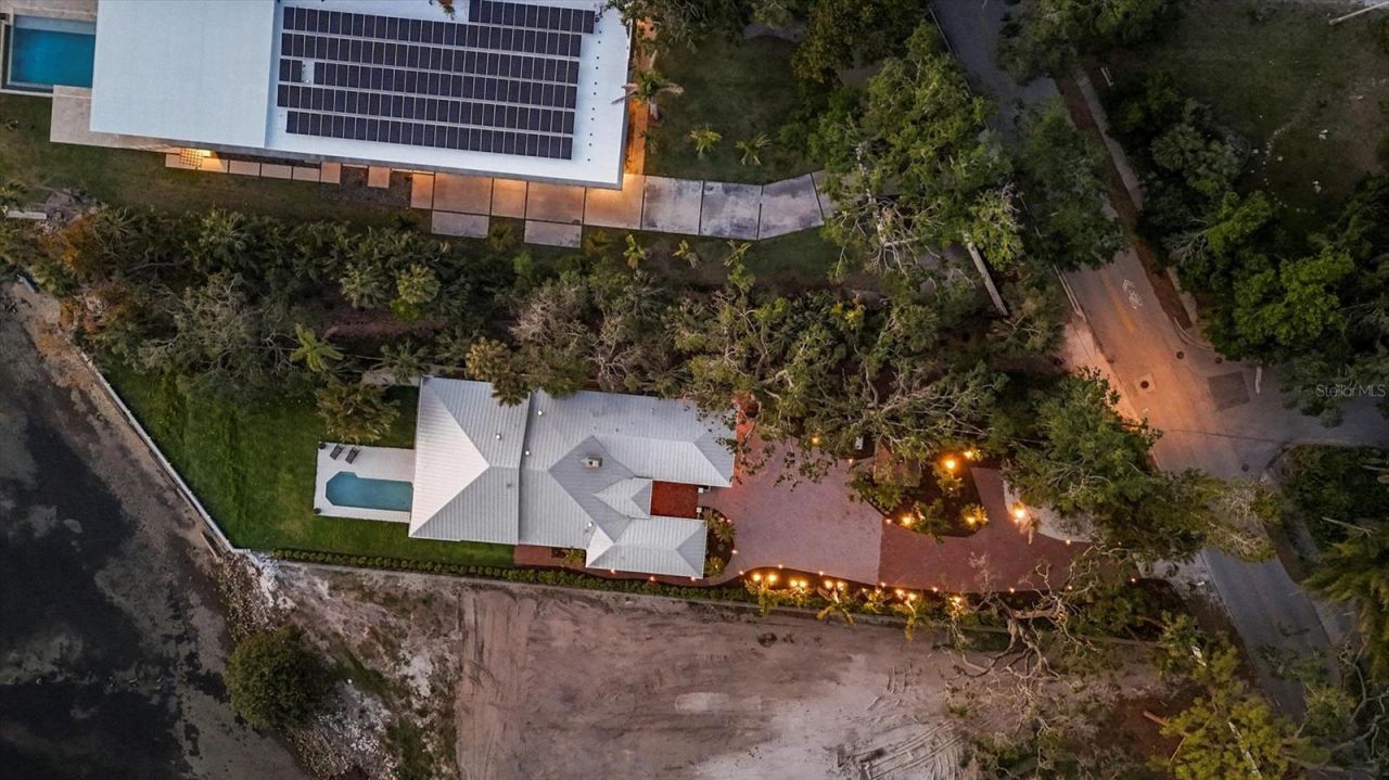 3931 Bay Shore Road, Sarasota, FL 34234 Photo