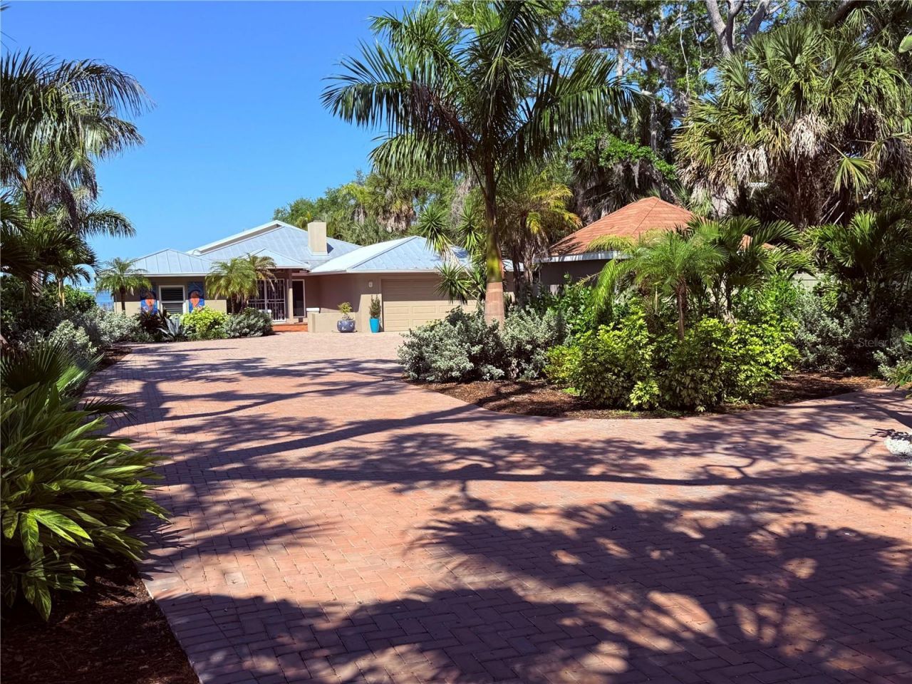3931 Bay Shore Road, Sarasota, FL 34234 Photo