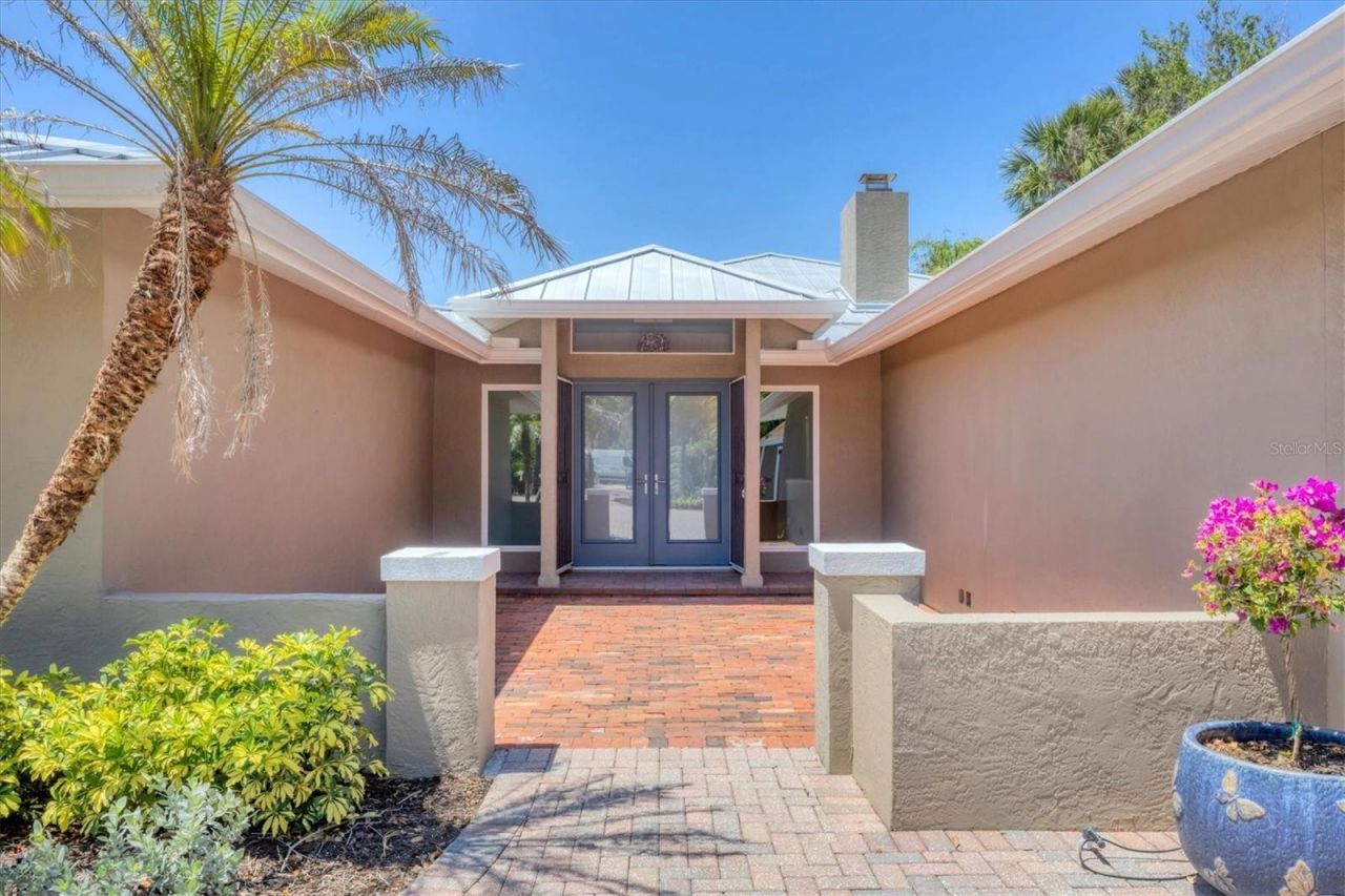 3931 Bay Shore Road, Sarasota, FL 34234 Photo