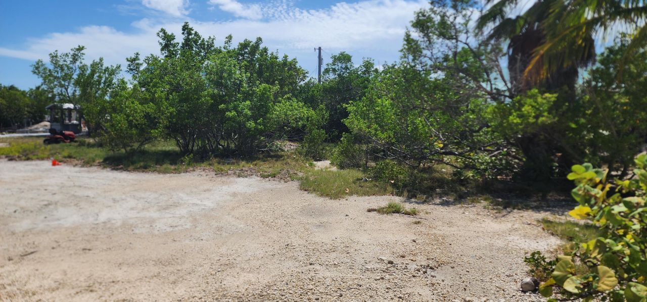 Bk 7 Lt 5 Coral Way, Big Pine Key, FL 33043 Photo