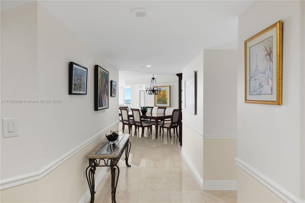 8855 Collins Ave, Unit 8J, Surfside, FL 33154 Photo