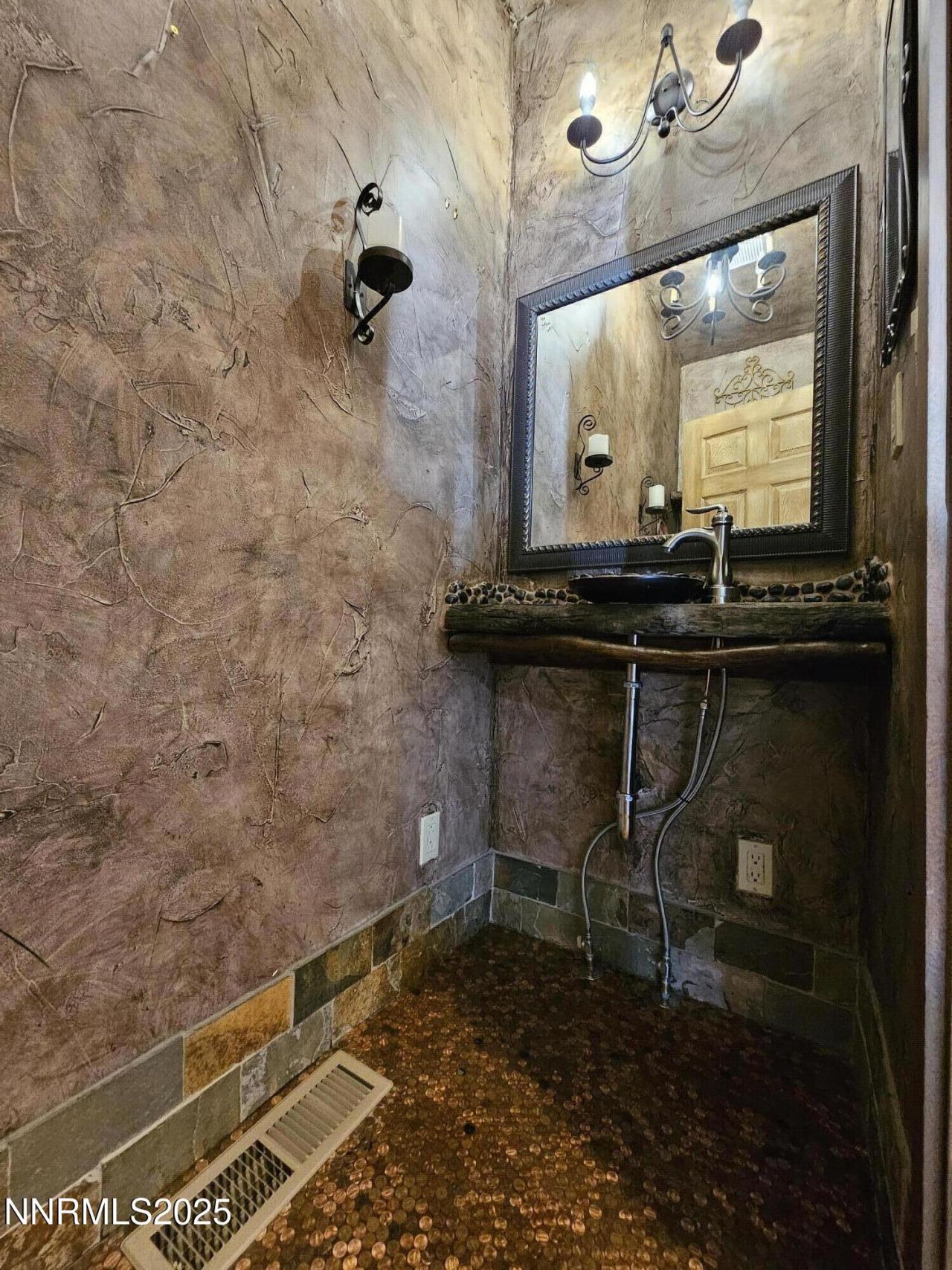 16700 Mt Rose Highway, Reno, NV 89511 Photo