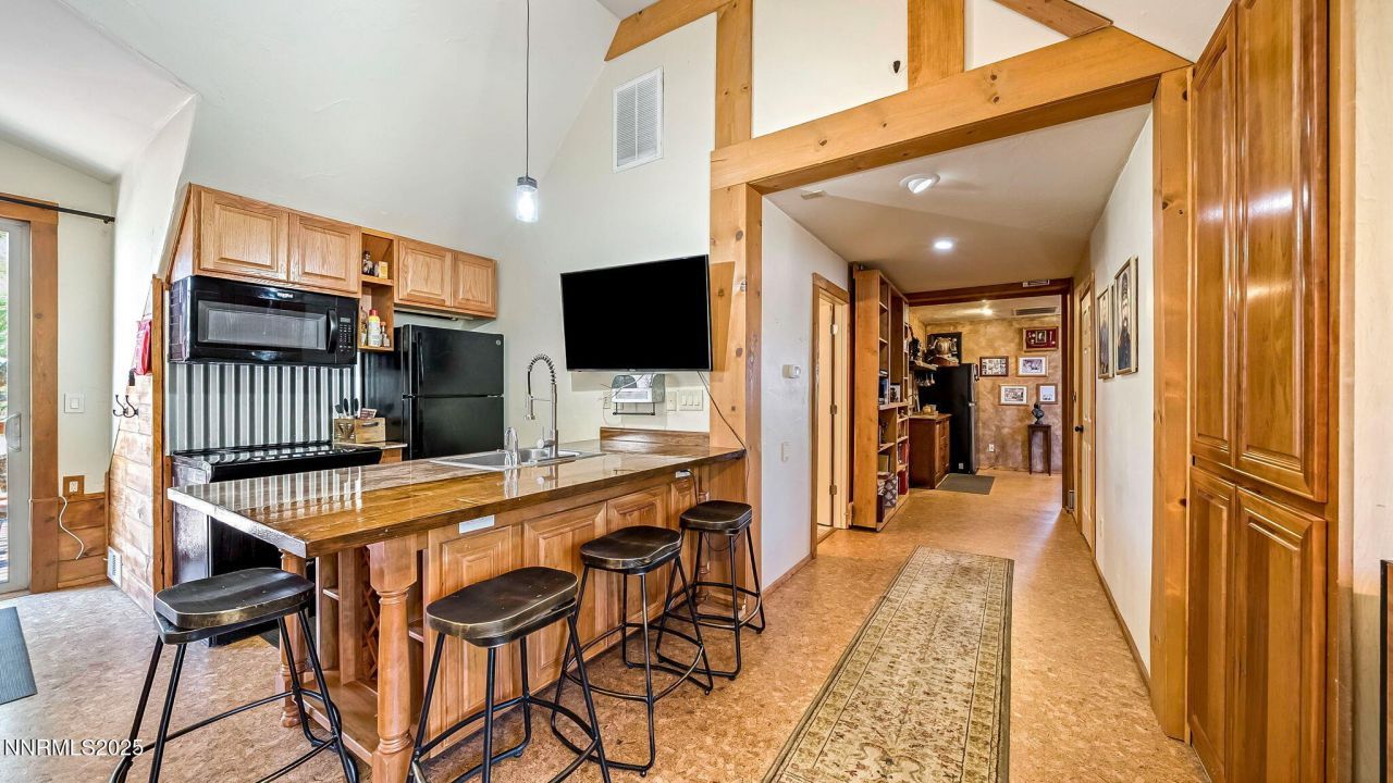 16700 Mt Rose Highway, Reno, NV 89511 Photo