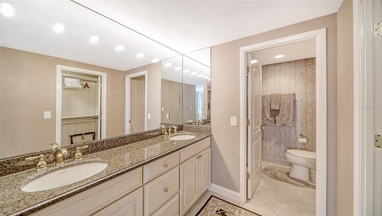 1212 Benjamin Franklin Drive, Unit 503, Sarasota, FL 34236 Photo