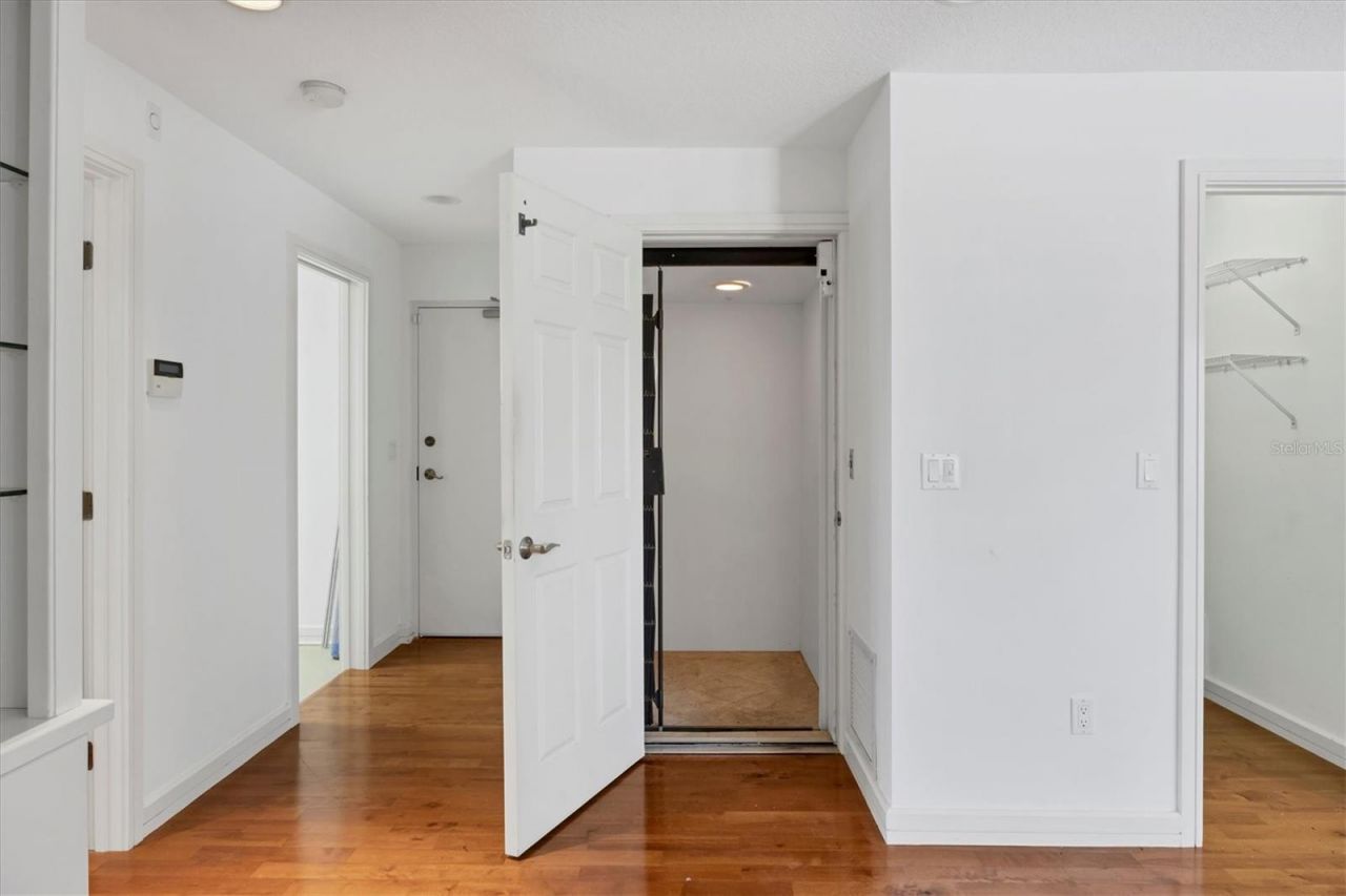 2918 Avenue E, Holmes Beach, FL 34217 Photo