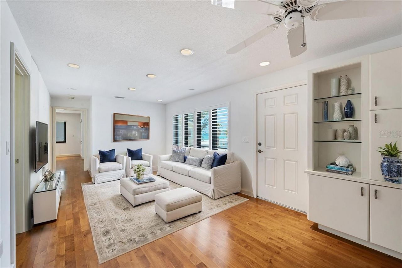 2918 Avenue E, Holmes Beach, FL 34217 Photo