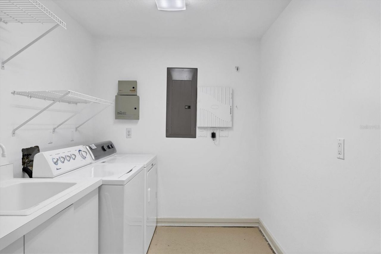 2918 Avenue E, Holmes Beach, FL 34217 Photo