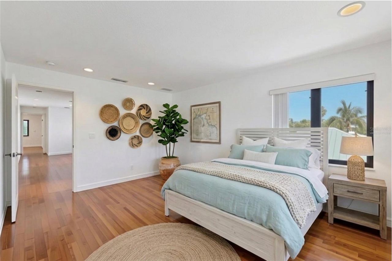 2918 Avenue E, Holmes Beach, FL 34217 Photo