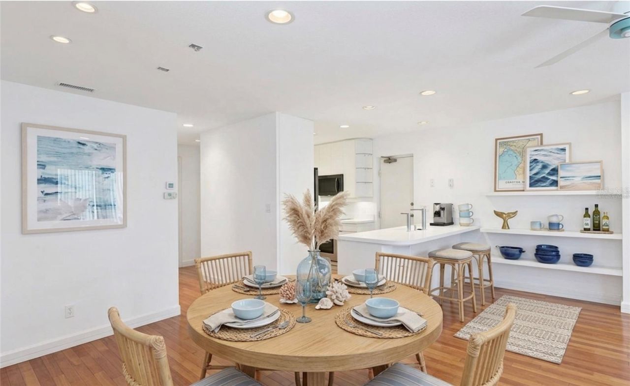 2918 Avenue E, Holmes Beach, FL 34217 Photo