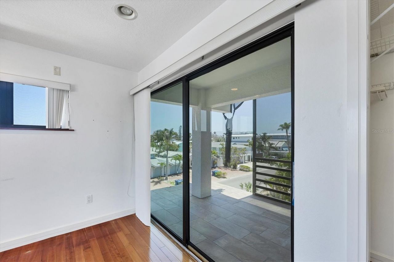 2918 Avenue E, Holmes Beach, FL 34217 Photo