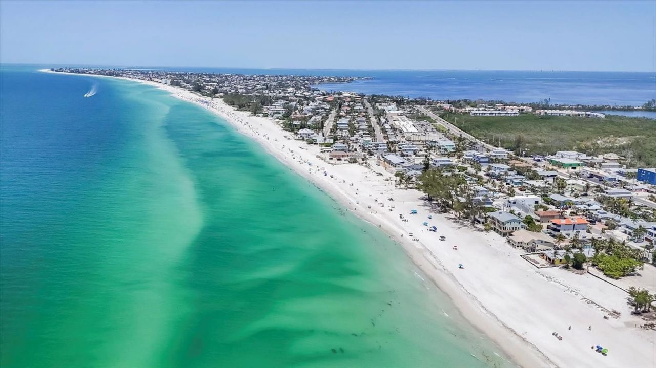 2918 Avenue E, Holmes Beach, FL 34217 Photo