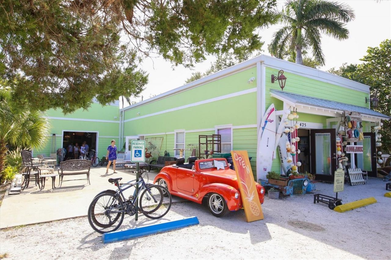 2918 Avenue E, Holmes Beach, FL 34217 Photo