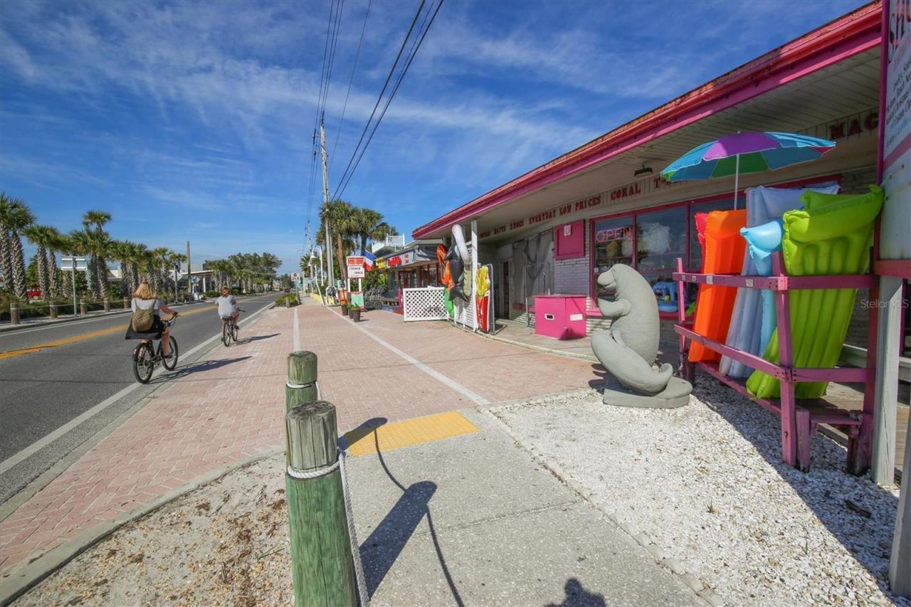 2918 Avenue E, Holmes Beach, FL 34217 Photo