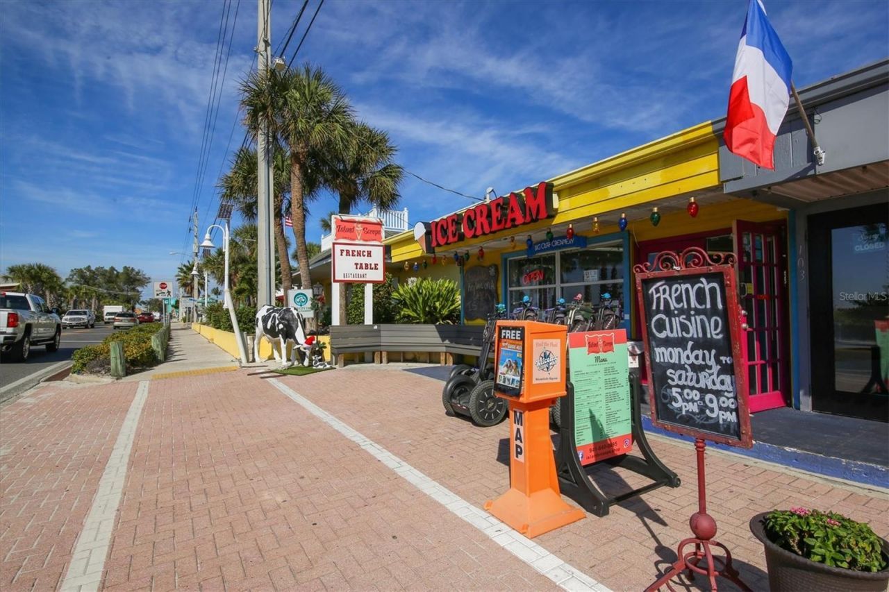 2918 Avenue E, Holmes Beach, FL 34217 Photo