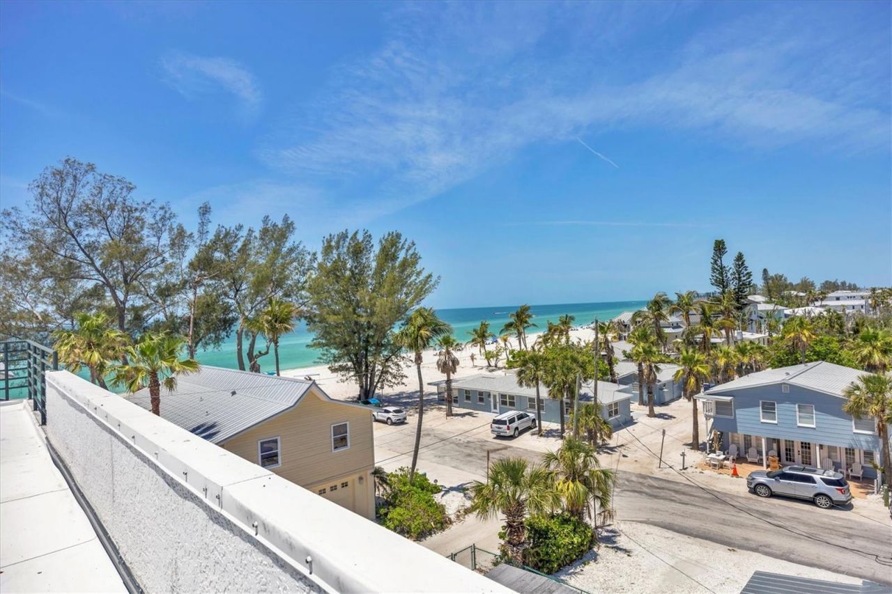 2918 Avenue E, Holmes Beach, FL 34217 Photo