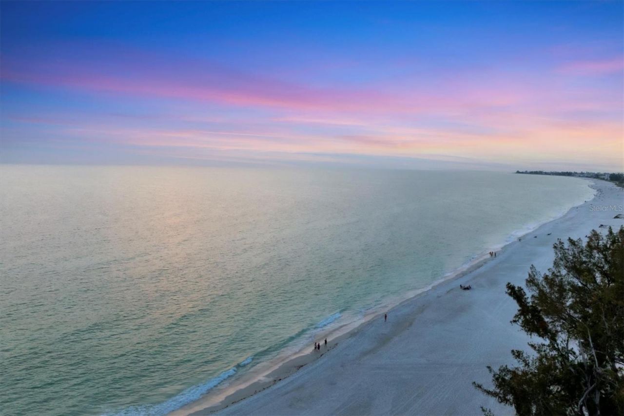 2918 Avenue E, Holmes Beach, FL 34217 Photo