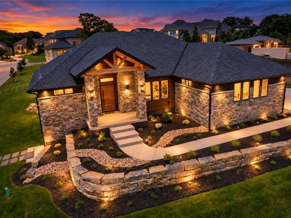 9410 Deer Run Street, Lenexa, KS 66220