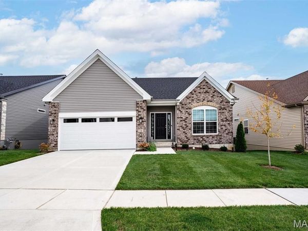 136 Columbia Meadows Lane, O'Fallon, MO 63366