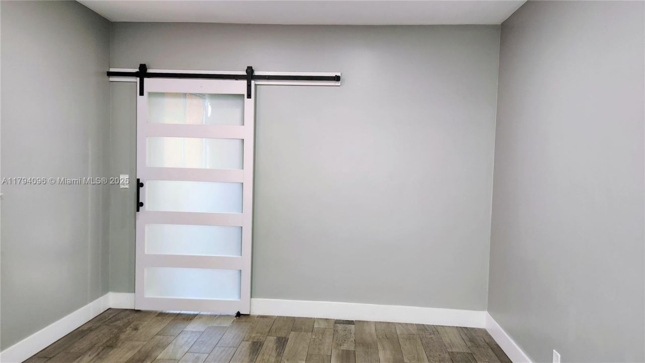 2489 SW 11th St, Unit 2, Miami, FL 33135 Photo