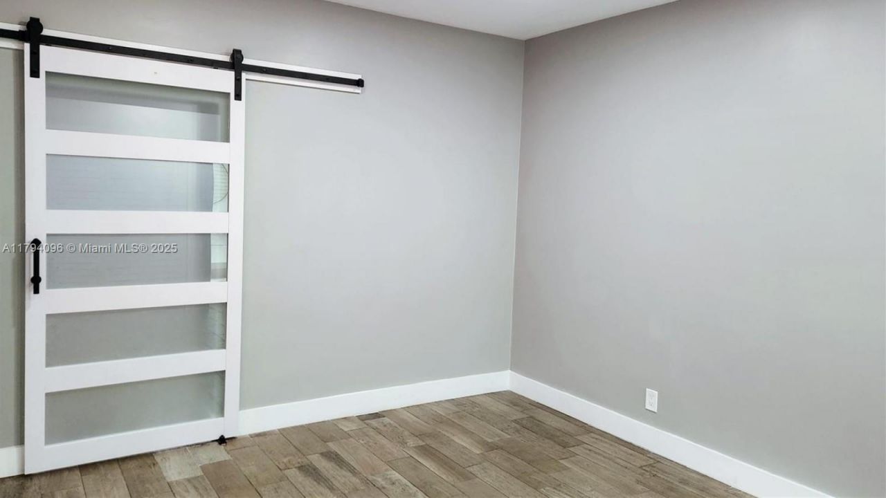 2489 SW 11th St, Unit 2, Miami, FL 33135 Photo