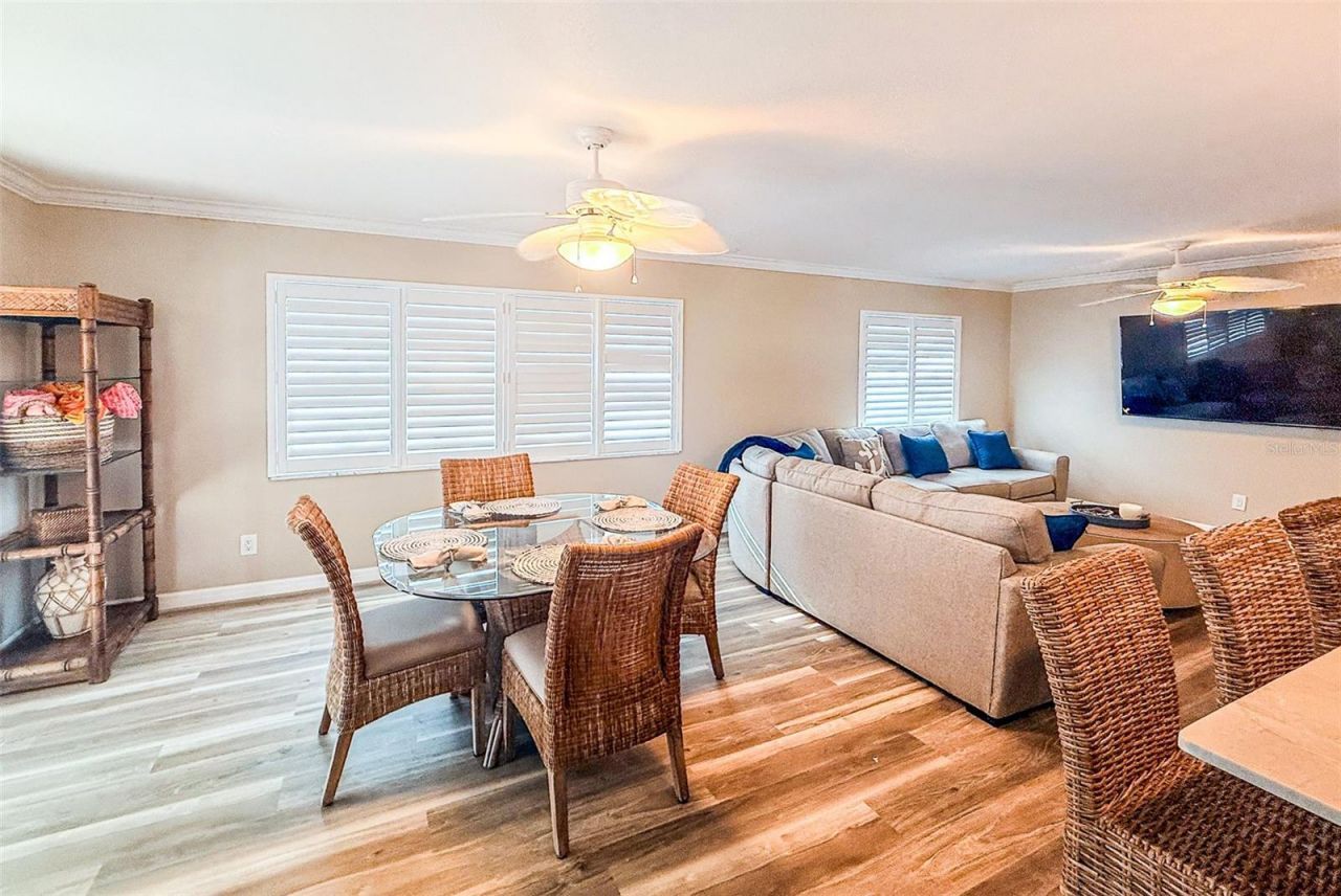 1900 Benjamin Franklin Drive, Unit 3, Sarasota, FL 34236 Photo