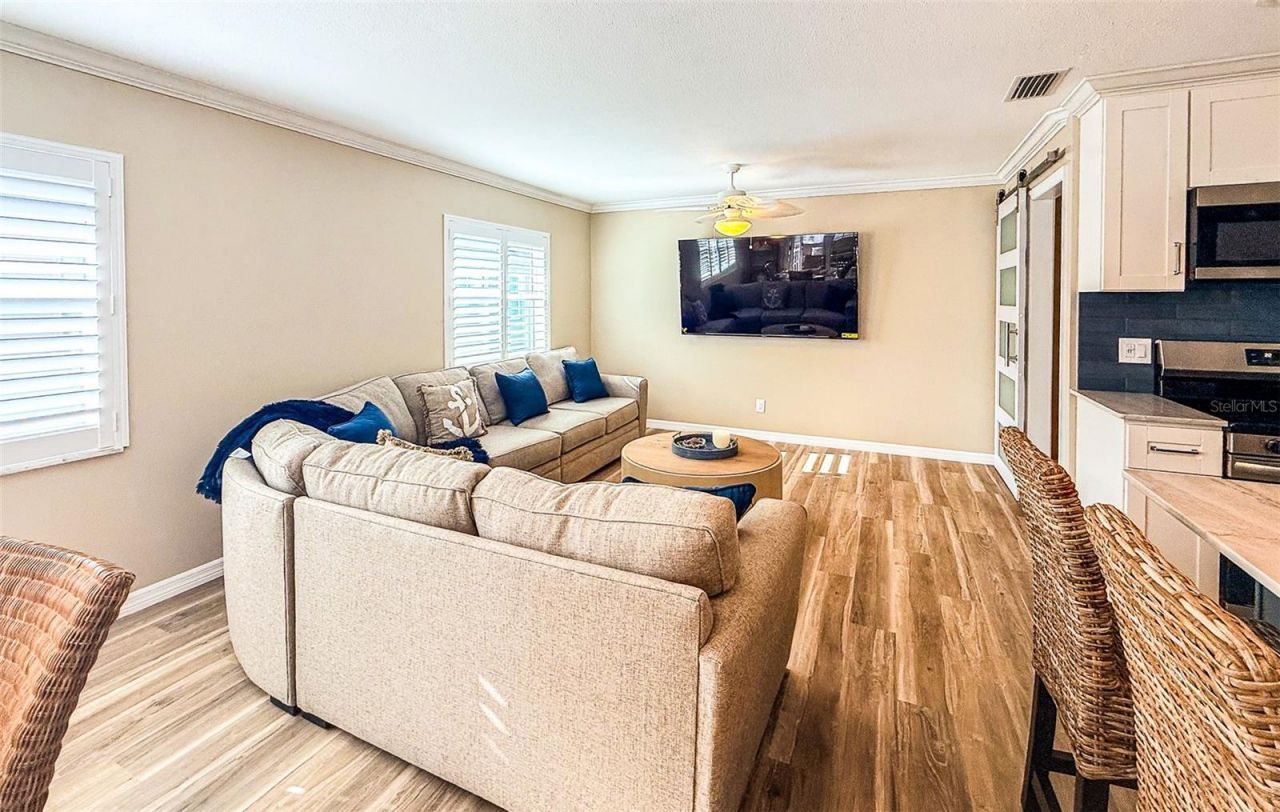 1900 Benjamin Franklin Drive, Unit 3, Sarasota, FL 34236 Photo