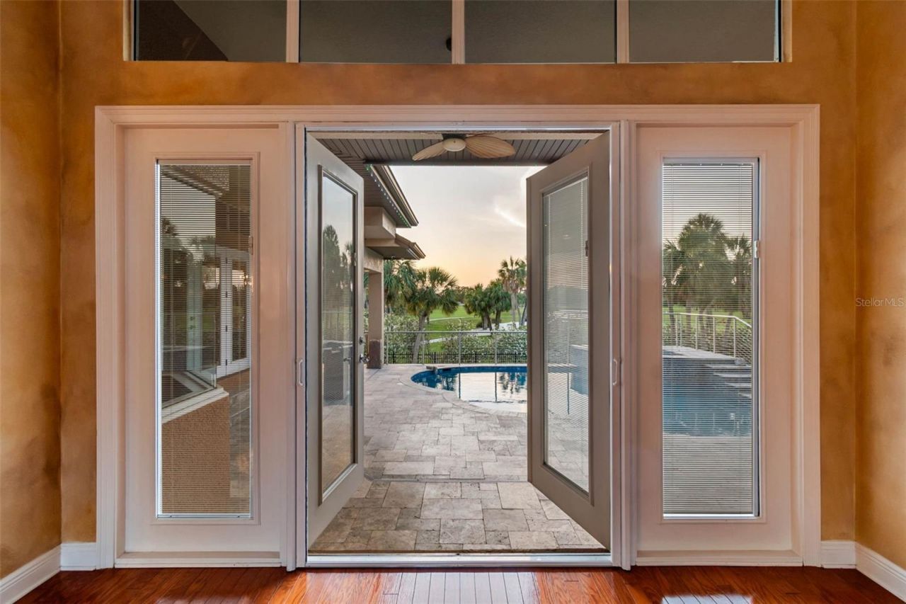 2605 59th Street S, Gulfport, FL 33707 Photo