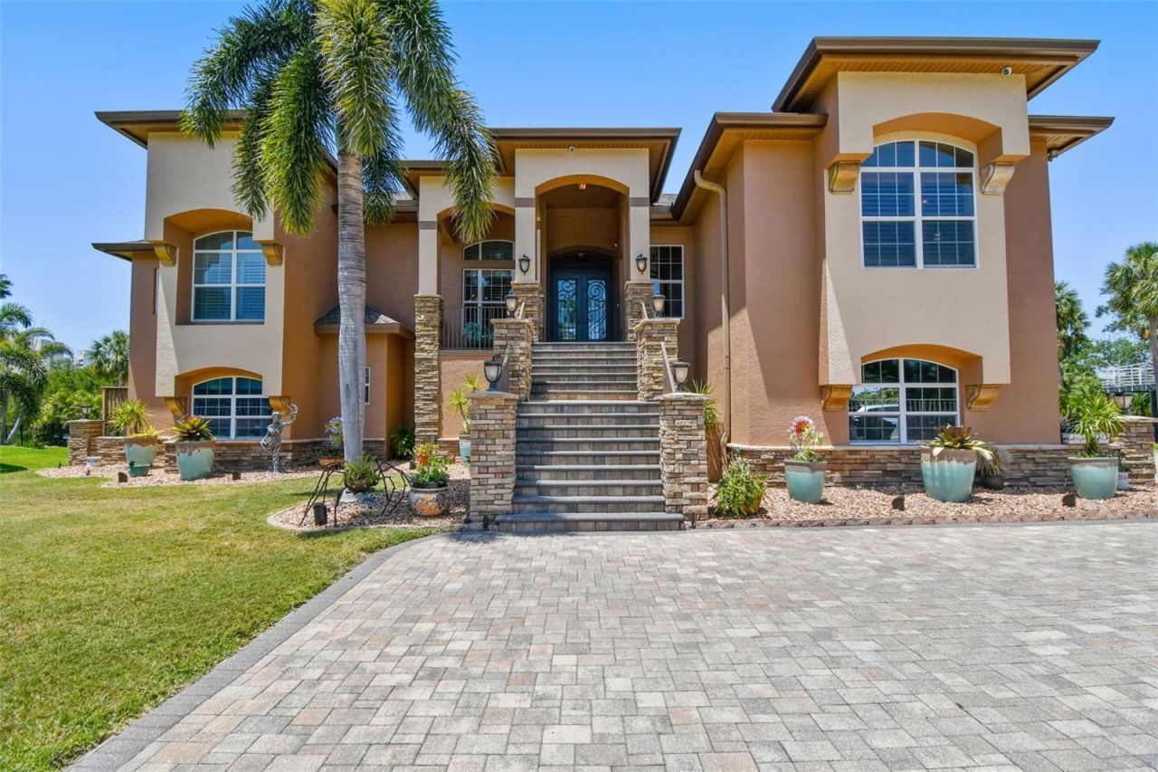 2605 59th Street S, Gulfport, FL 33707 Photo