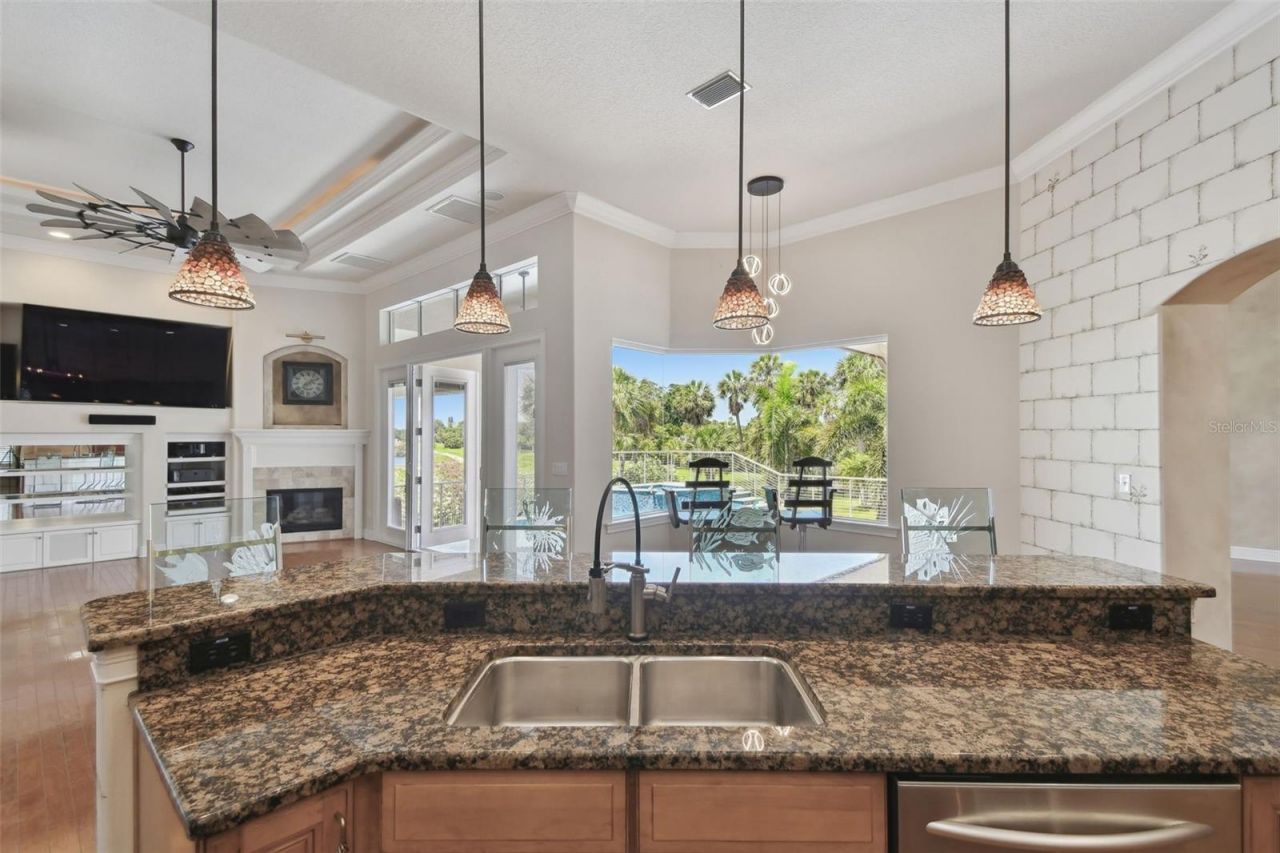 2605 59th Street S, Gulfport, FL 33707 Photo