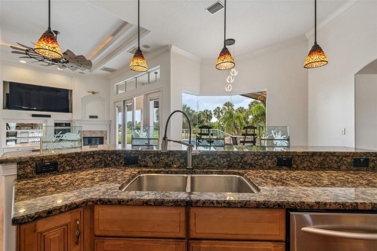 2605 59th Street S, Gulfport, FL 33707 Photo