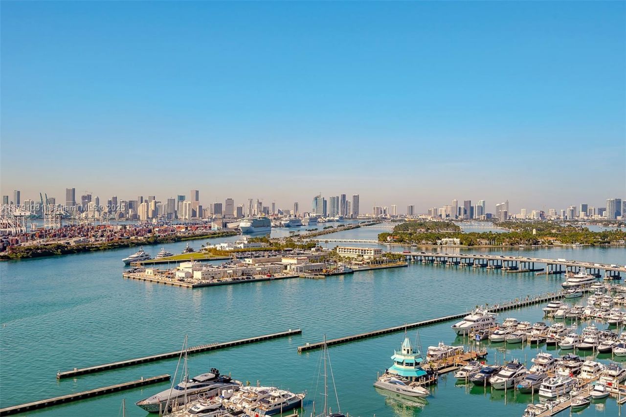 90 Alton Rd, Unit 2410, Miami Beach, FL 33139 Photo