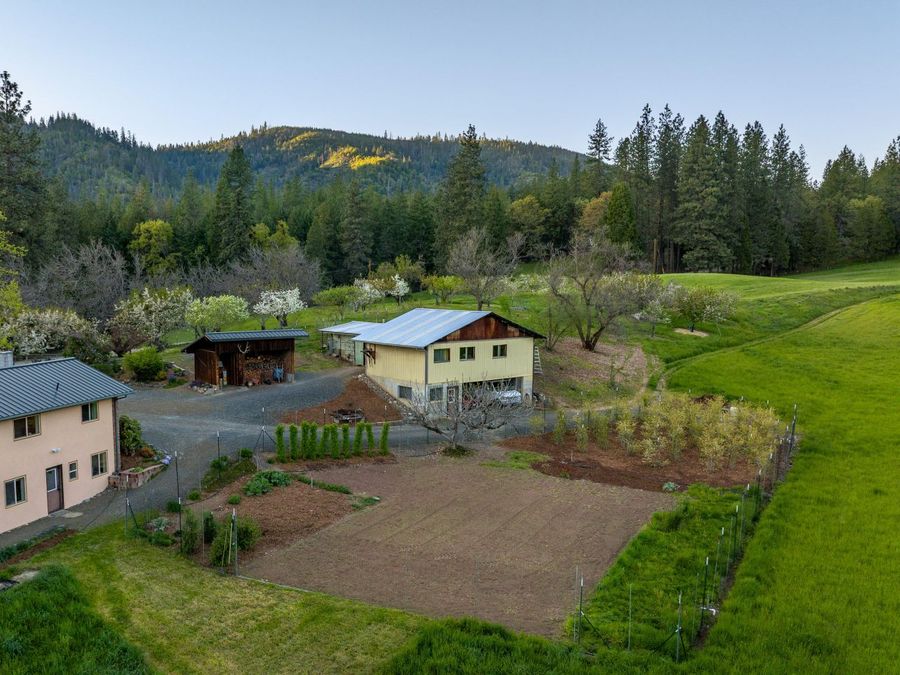 Property Image 8
