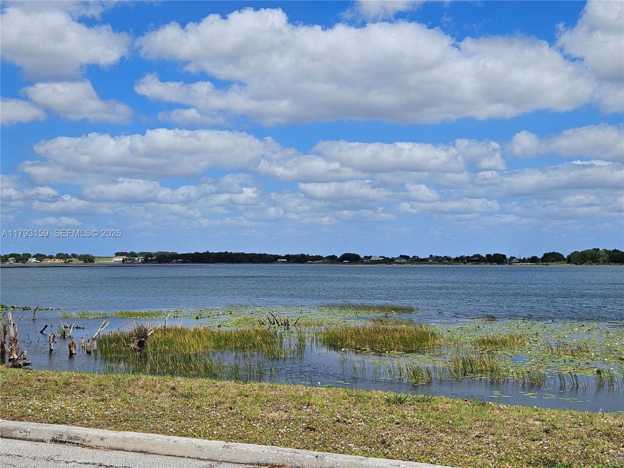 1112 Evanston St, Sebring, FL 33870 Photo