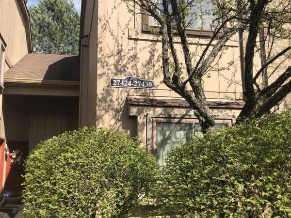 27430 Evergreen Road, Unit 36, Lathrup Village, MI 48076