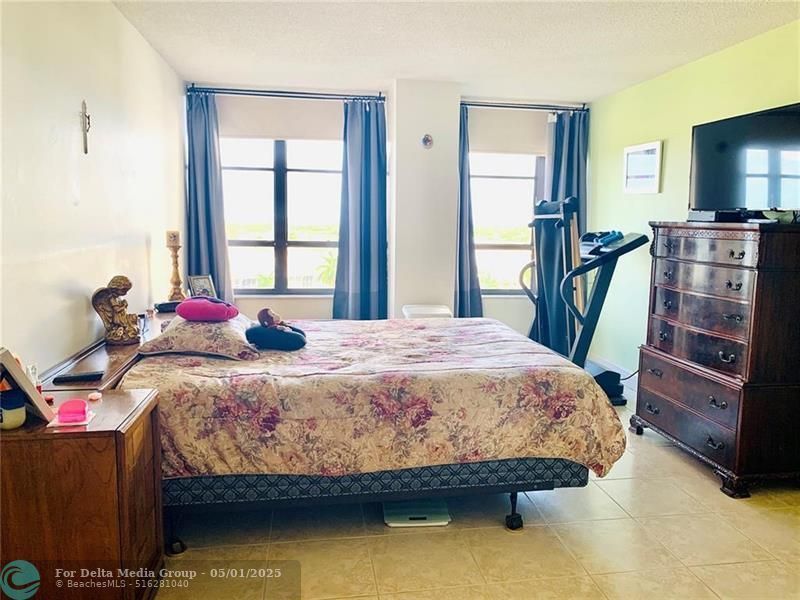 500 Three Islands Boulevard, Unit 607, Hallandale Beach, FL 33009 Photo