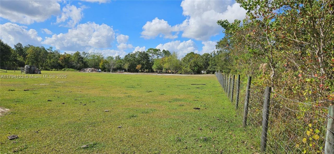 3100-3112 Sanders Rd, Davenport, FL 33837 Photo