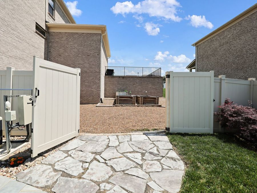 Property Image 82