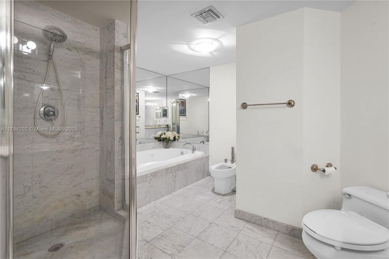 9455 Collins Ave, Unit 603, Surfside, FL 33154 Photo